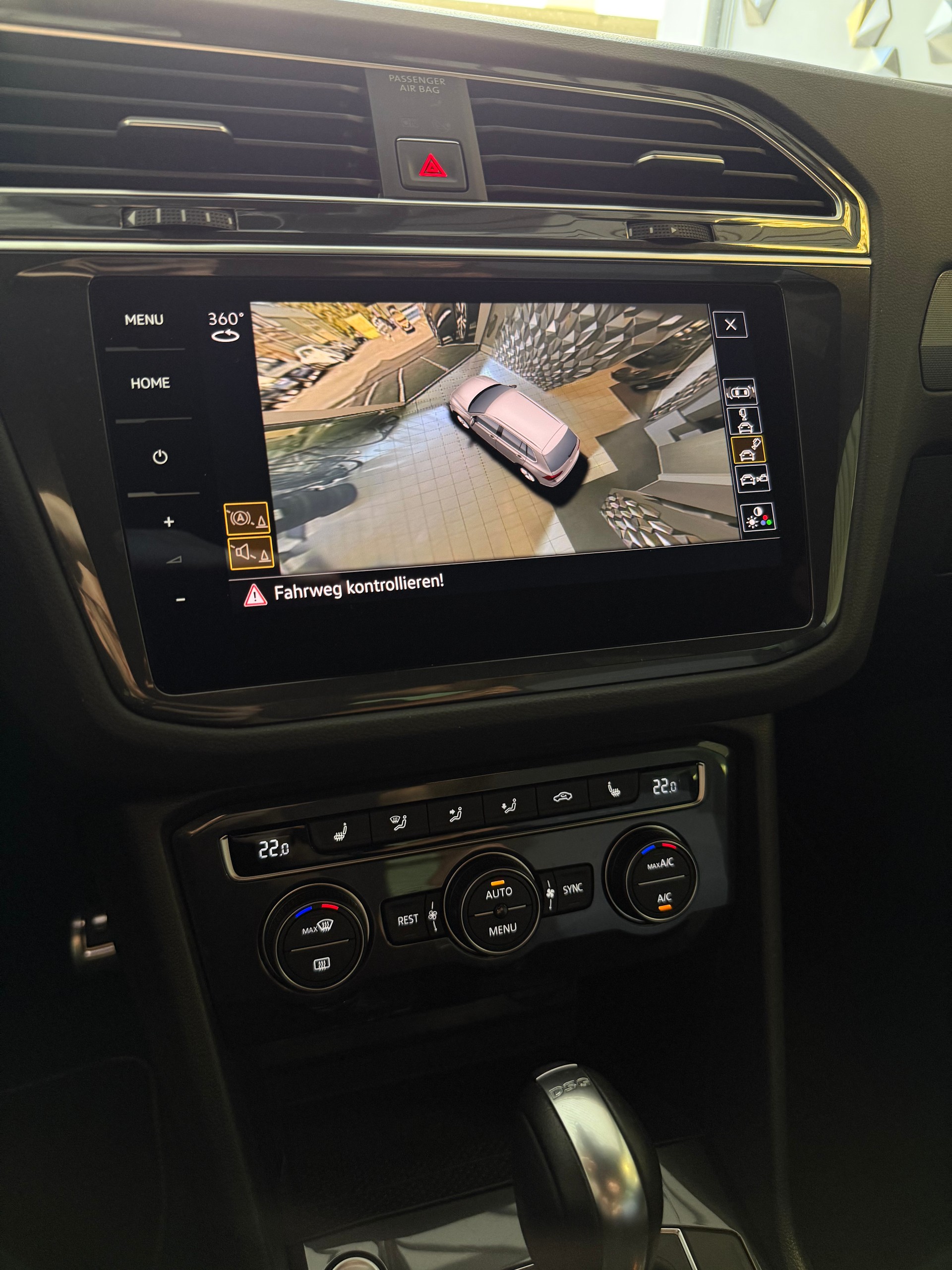 VW Tiguan 2.0TSI R-Line Highline 4Motion DSG-image-15