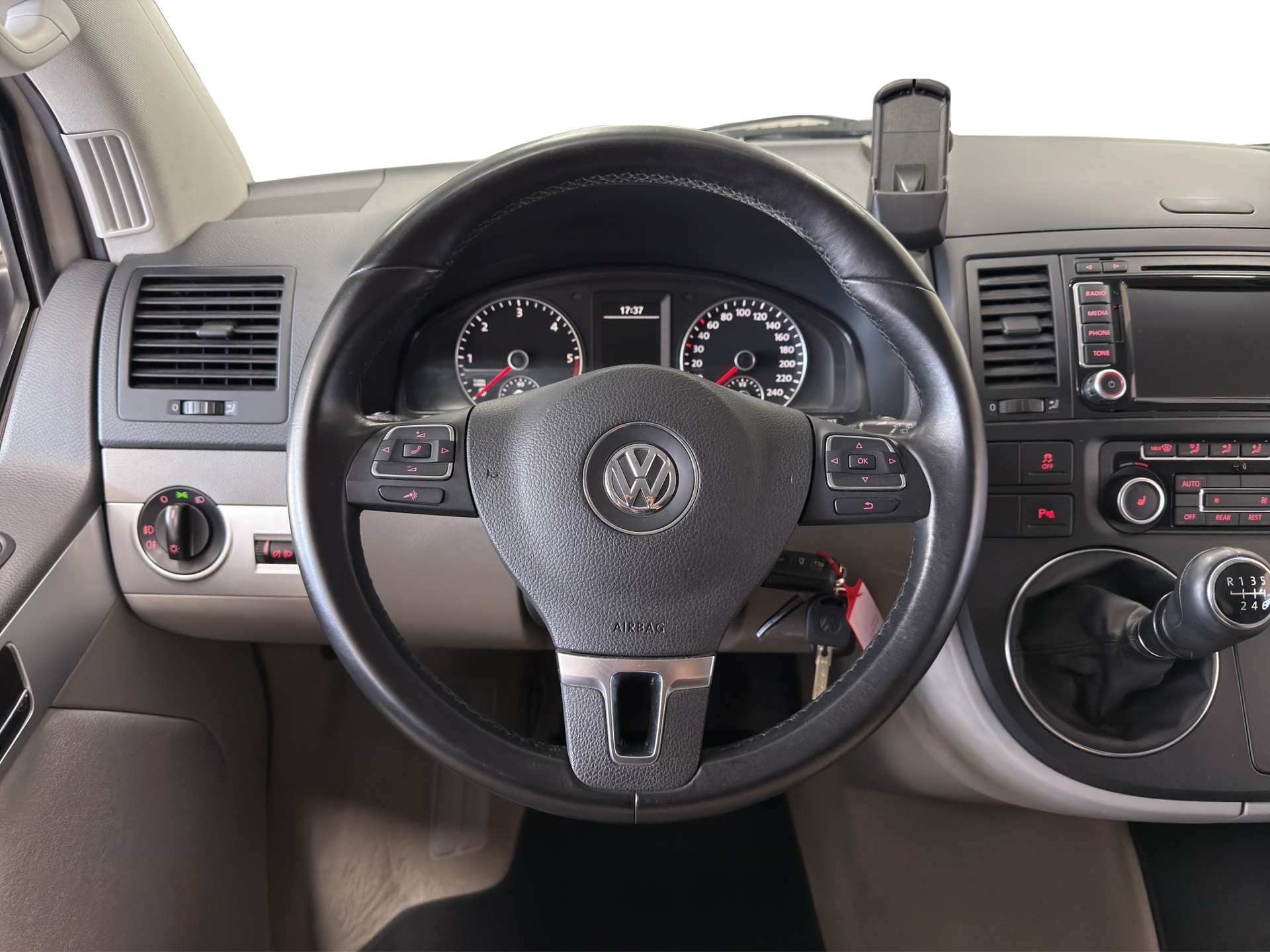 VW T5 Multivan 2.0 Bi-TDI CR Comfortline-image-19