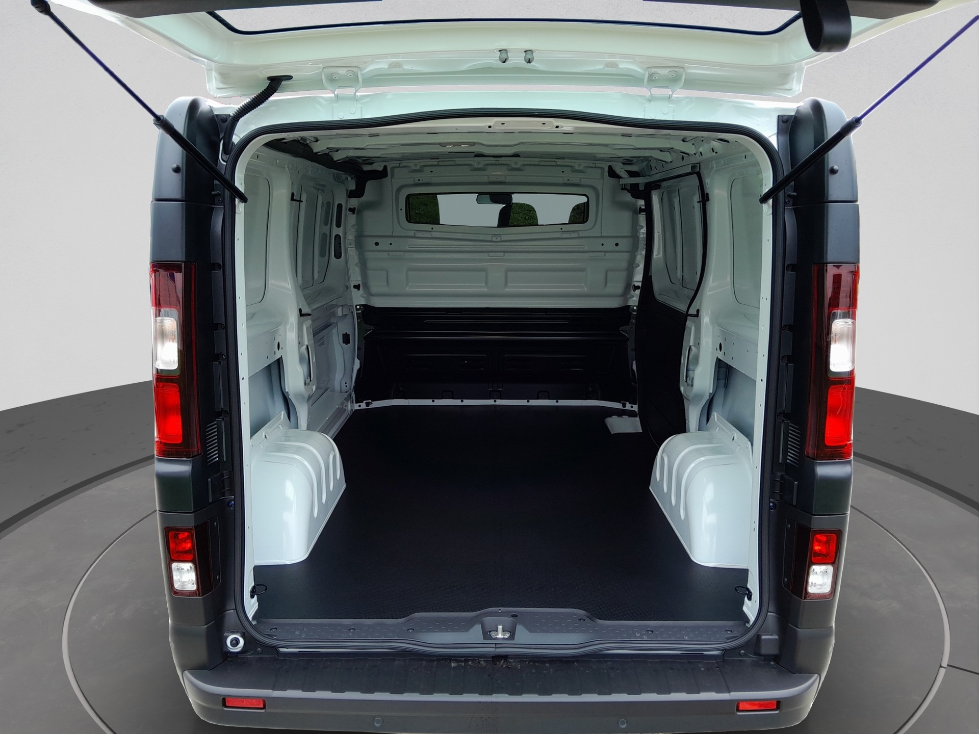 NISSAN Primastar dCi 150 3.0 L1H1 Acenta DCT-image-9