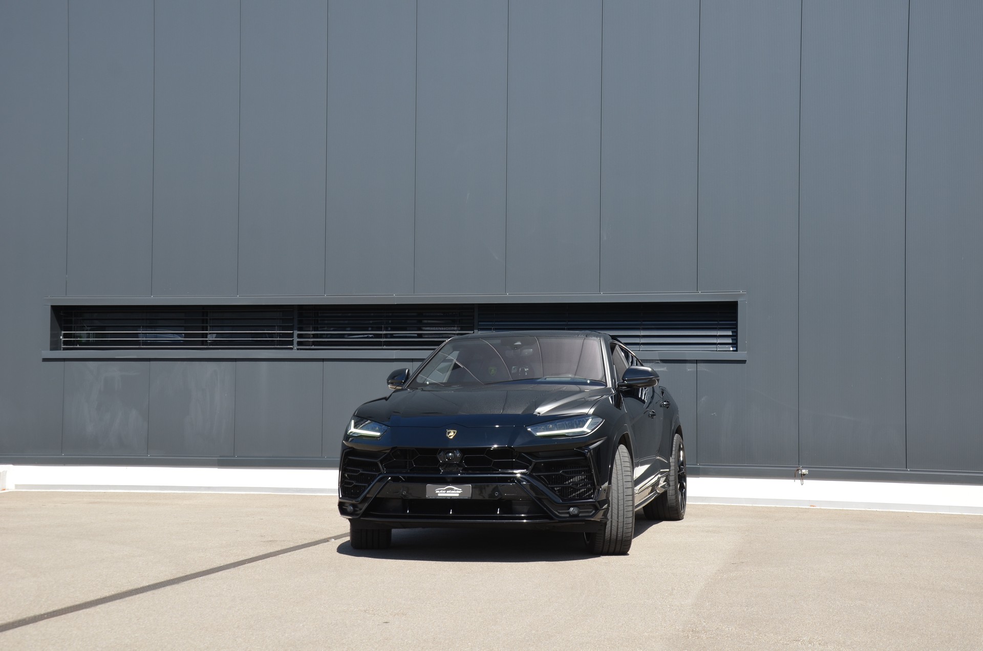 LAMBORGHINI Urus E-Gear-image-4