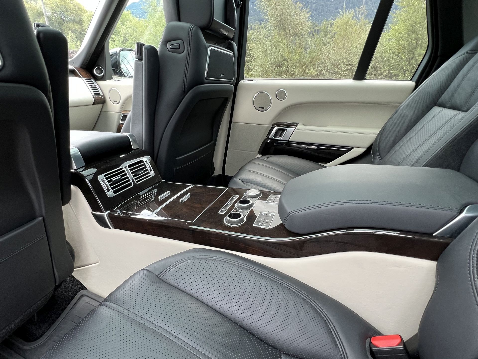 LAND ROVER Range Rover 5.0 V8 SC Autobiography Automatic-image-13