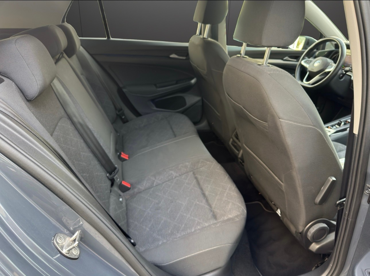 VW Golf 1.0 eTSI mHEV ACTLife DSG-image-9