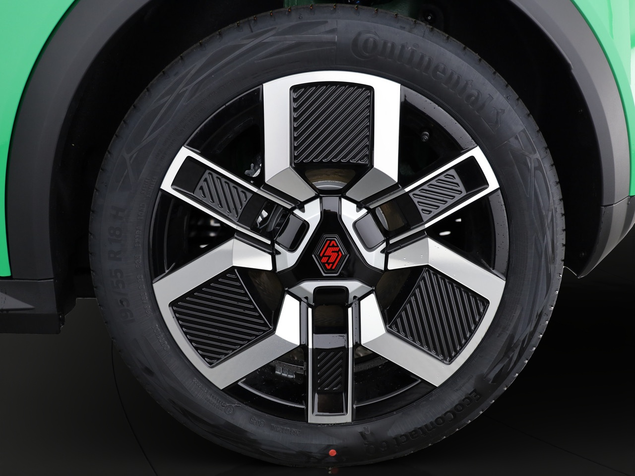 RENAULT R5 E-Tech Comfort Range techno-showroom-element-3