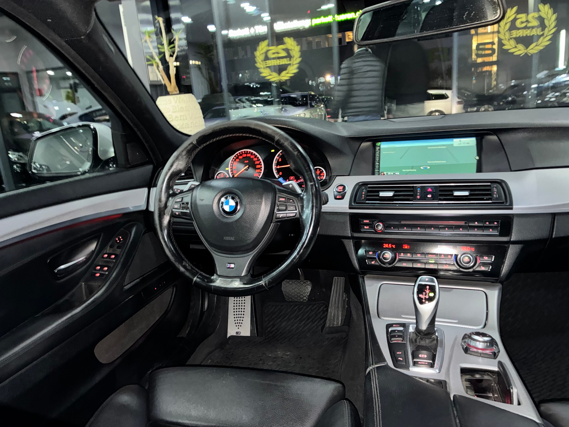 BMW 535i Touring Steptronic-image-8