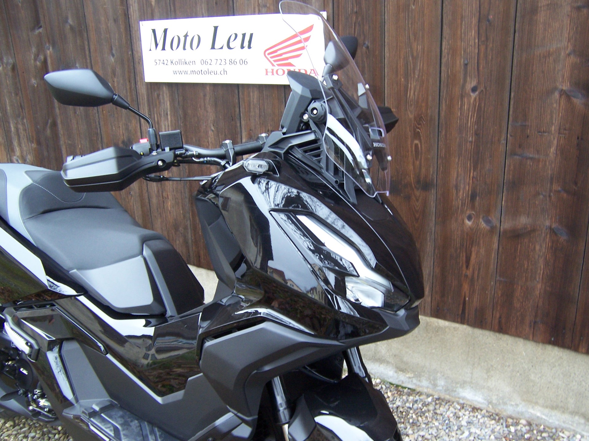 HONDA ADV 350-image-4