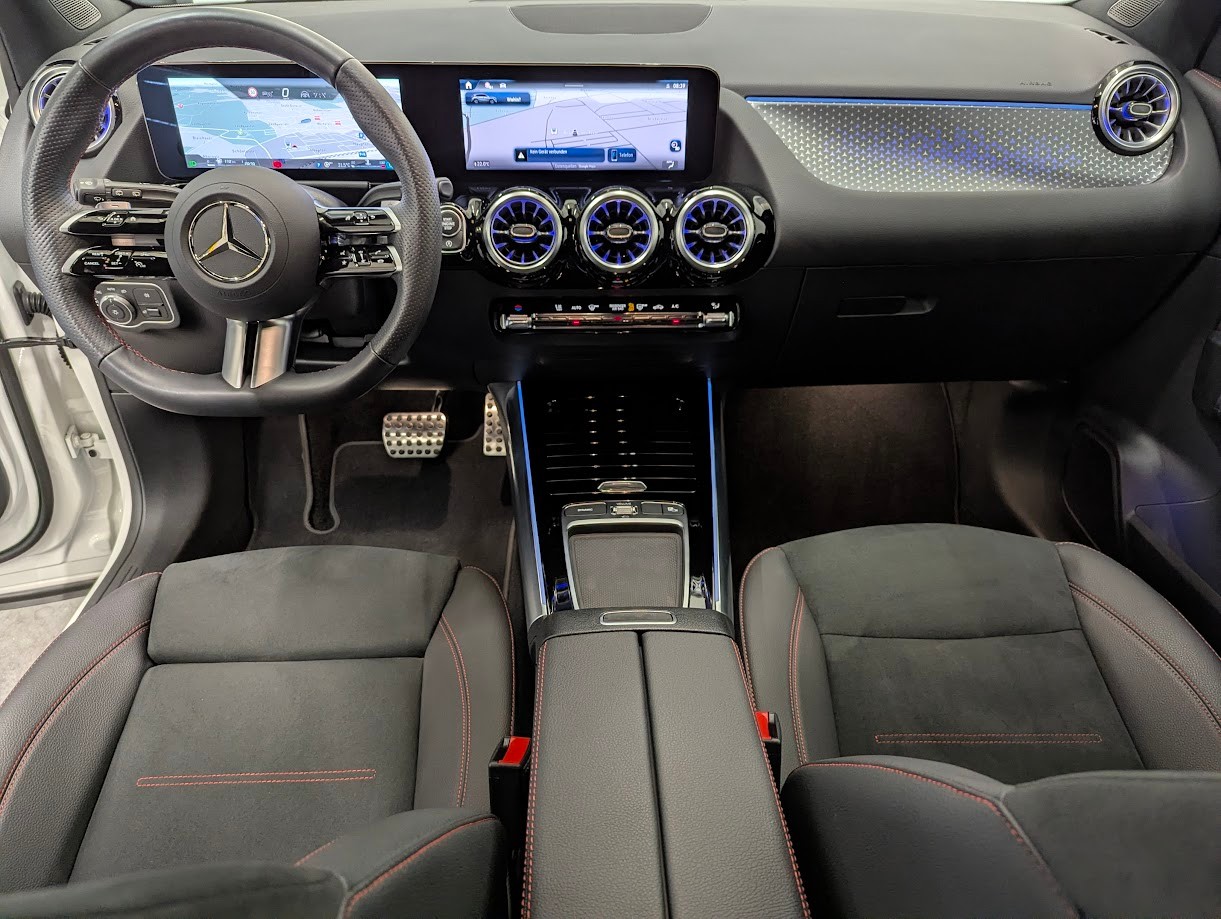 MERCEDES-BENZ GLA 220 d AMG Line 4Matic 8G-DCT*NIGHT-PAKET VOLL-LED NAVI KAMERA ASSISTS SITZ+LENKRADHEIZUNG UVM*-image-26