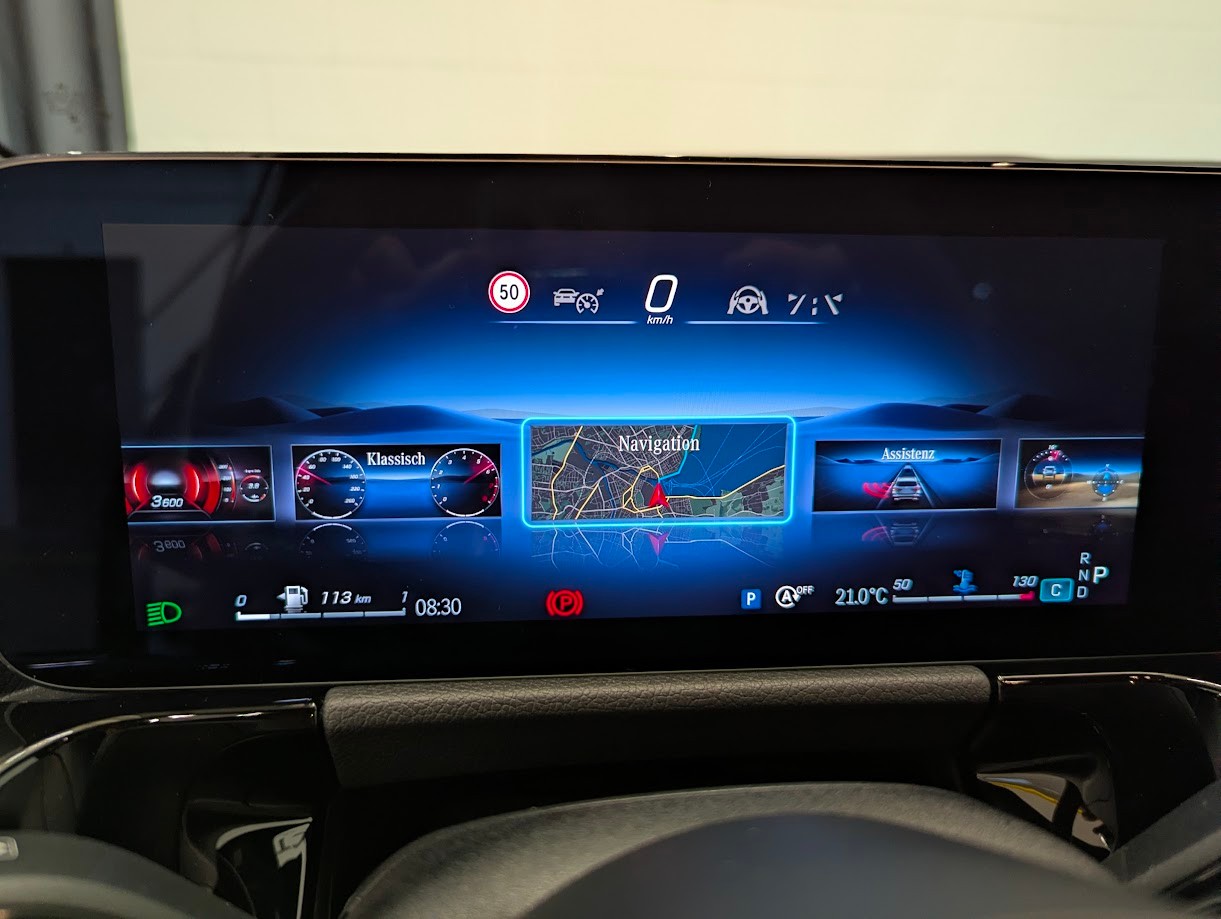 MERCEDES-BENZ GLA 220 d AMG Line 4Matic 8G-DCT*NIGHT-PAKET VOLL-LED NAVI KAMERA ASSISTS SITZ+LENKRADHEIZUNG UVM*-image-11