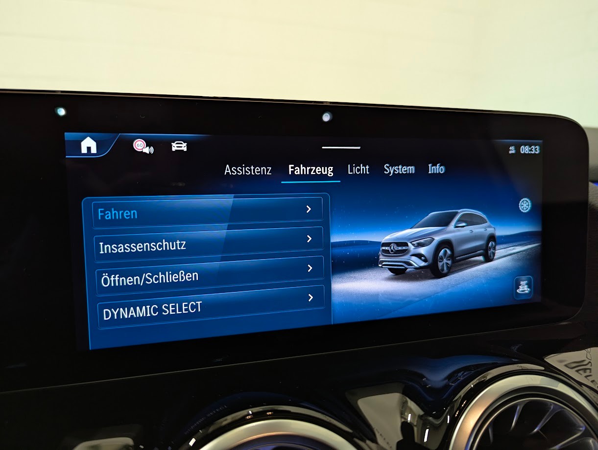 MERCEDES-BENZ GLA 220 d AMG Line 4Matic 8G-DCT*NIGHT-PAKET VOLL-LED NAVI KAMERA ASSISTS SITZ+LENKRADHEIZUNG UVM*-image-16