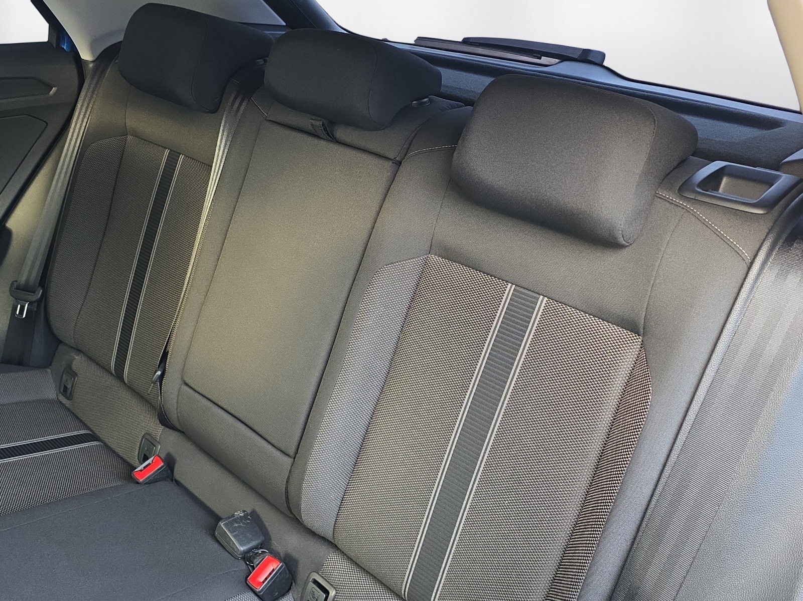 VW T-Roc 1.5 TSI EVO Advance DSG-image-10