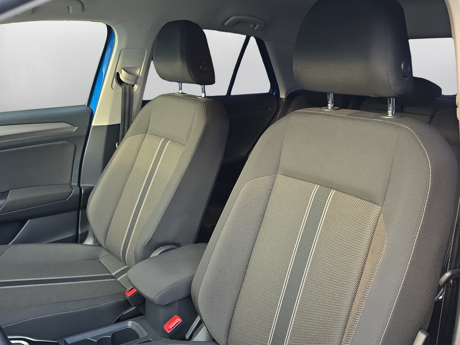 VW T-Roc 1.5 TSI EVO Advance DSG-image-9