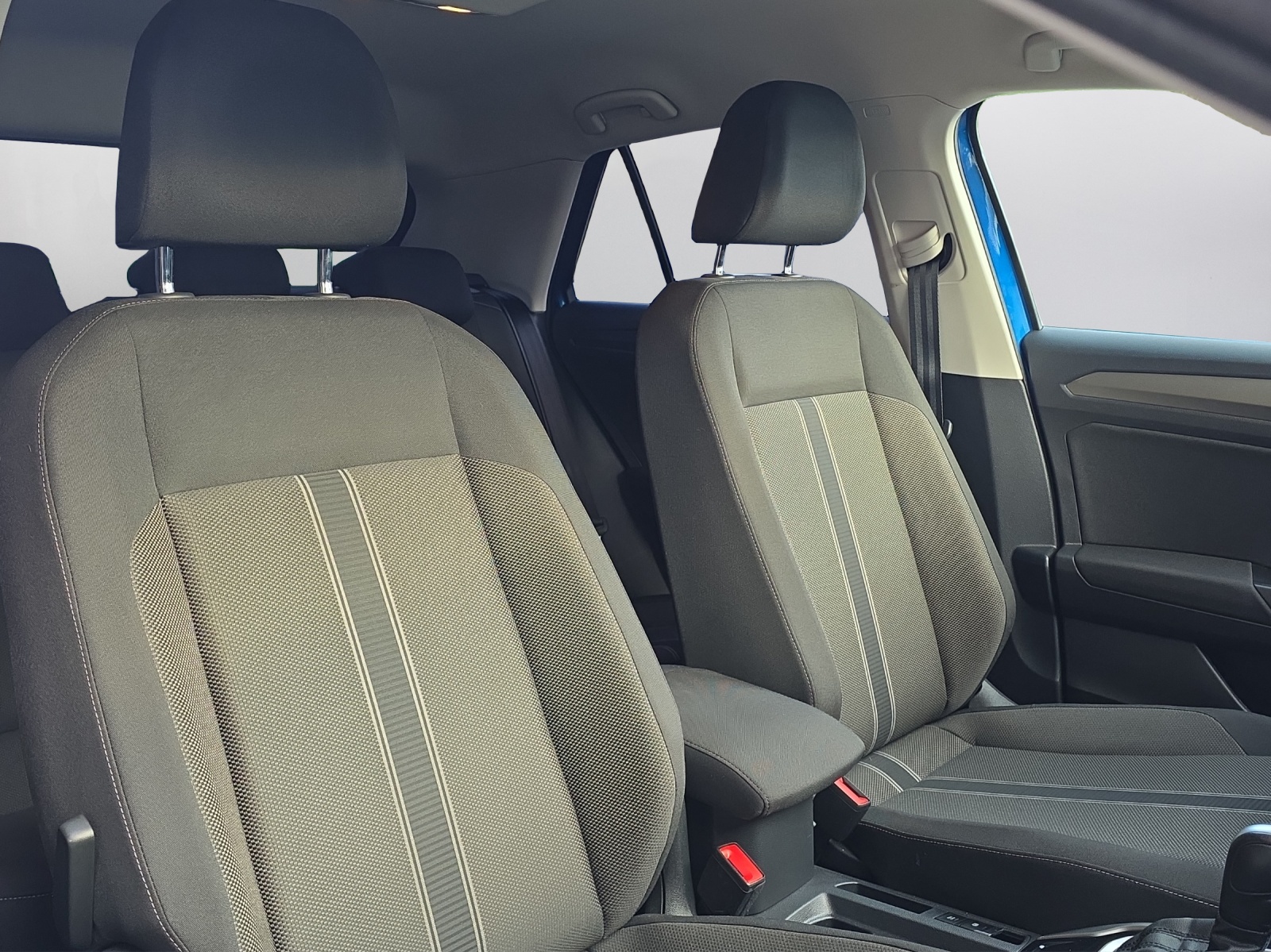 VW T-Roc 1.5 TSI EVO Advance DSG-image-13