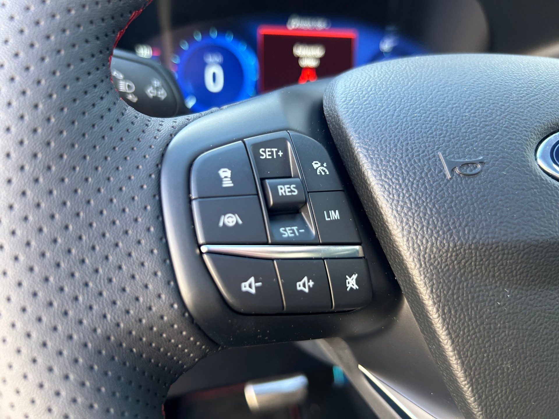 FORD Kuga 2.5 Plug-in Hybrid ST-Line X-image-15