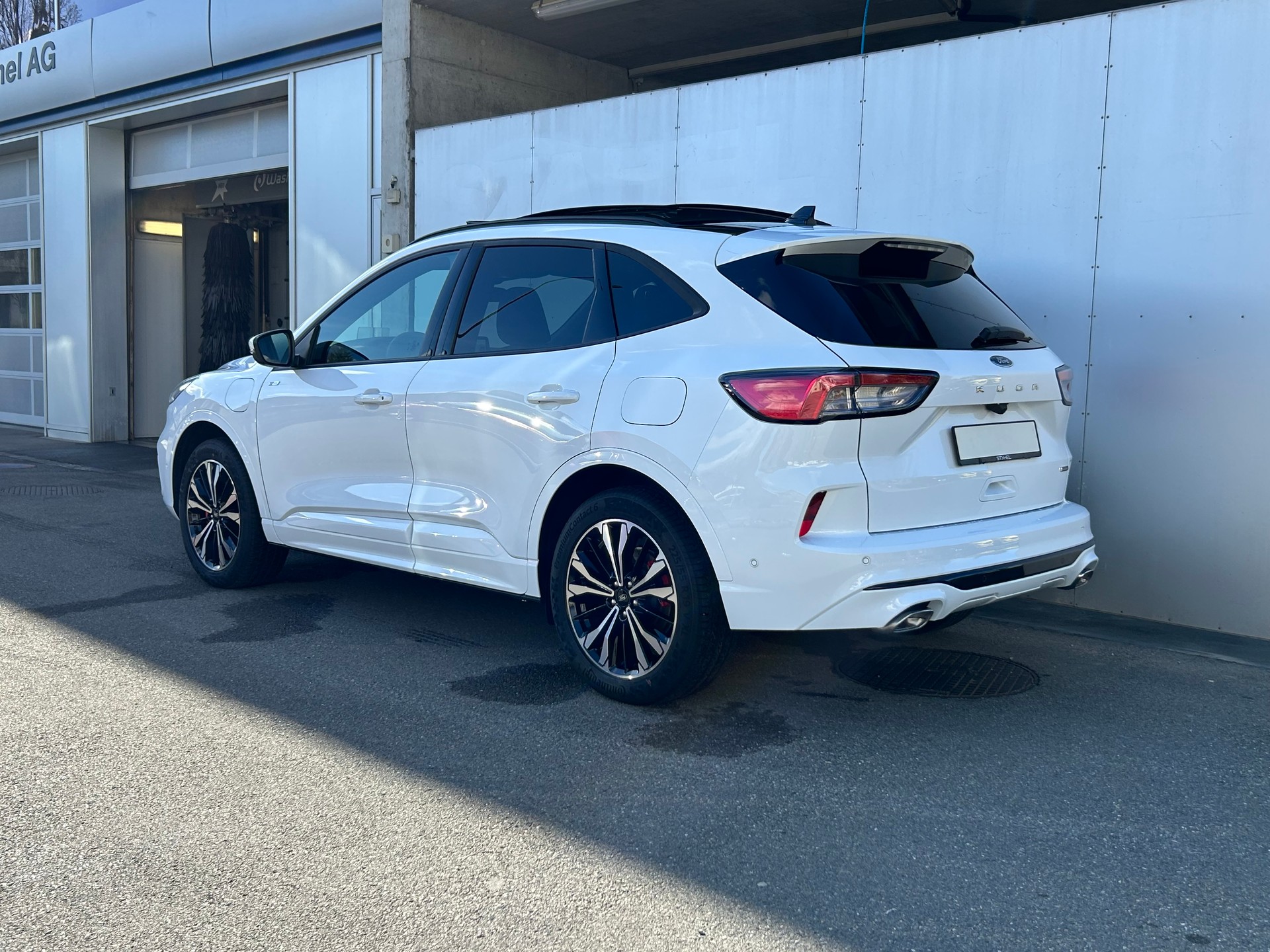 FORD Kuga 2.5 Plug-in Hybrid ST-Line X-image-3