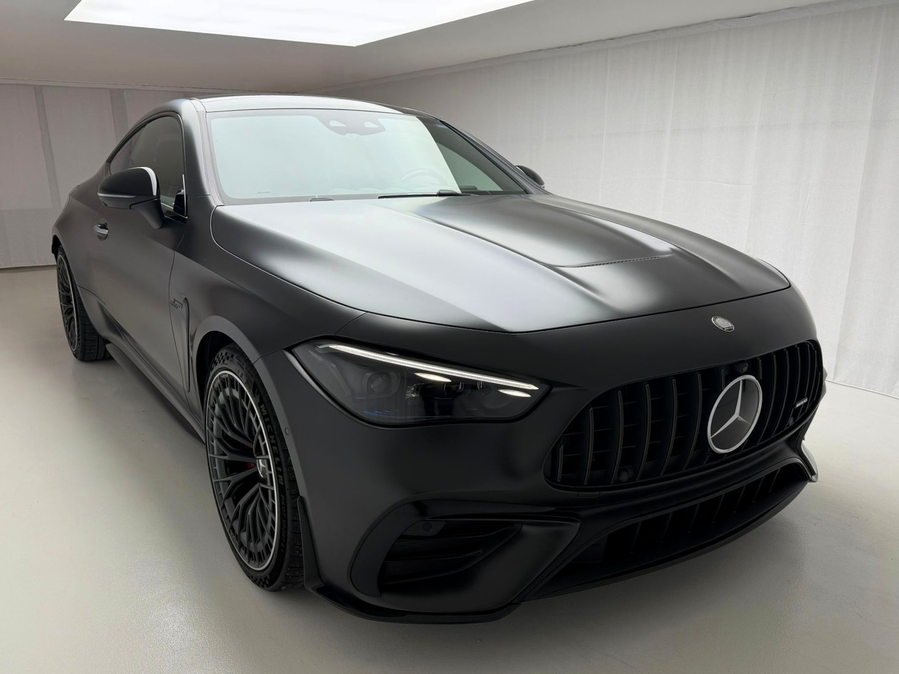 MERCEDES-BENZ CLE 53 Coupé AMG 4Matic+ 9G-Tronic / Frozen Black /