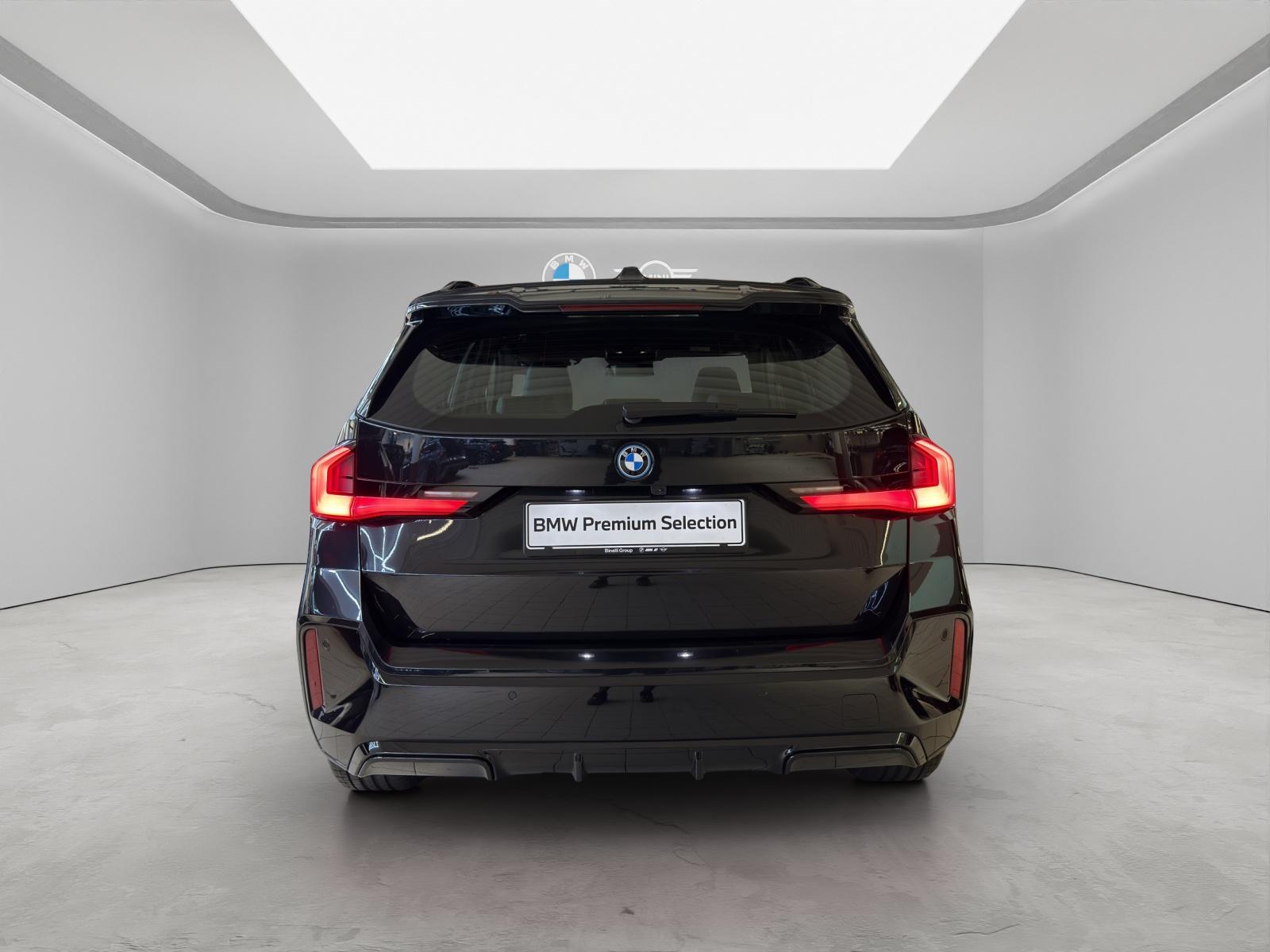 BMW X1 30e xDrive M-SportPaket-image-4
