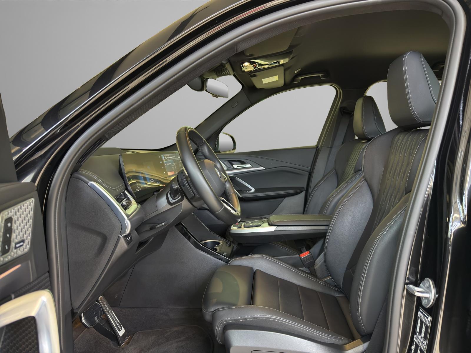 BMW X1 30e xDrive M-SportPaket-image-11