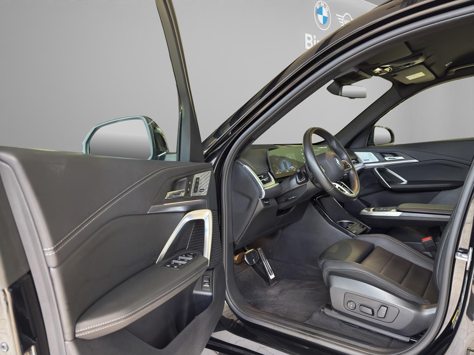 BMW X1 30e xDrive M-SportPaket-image-10