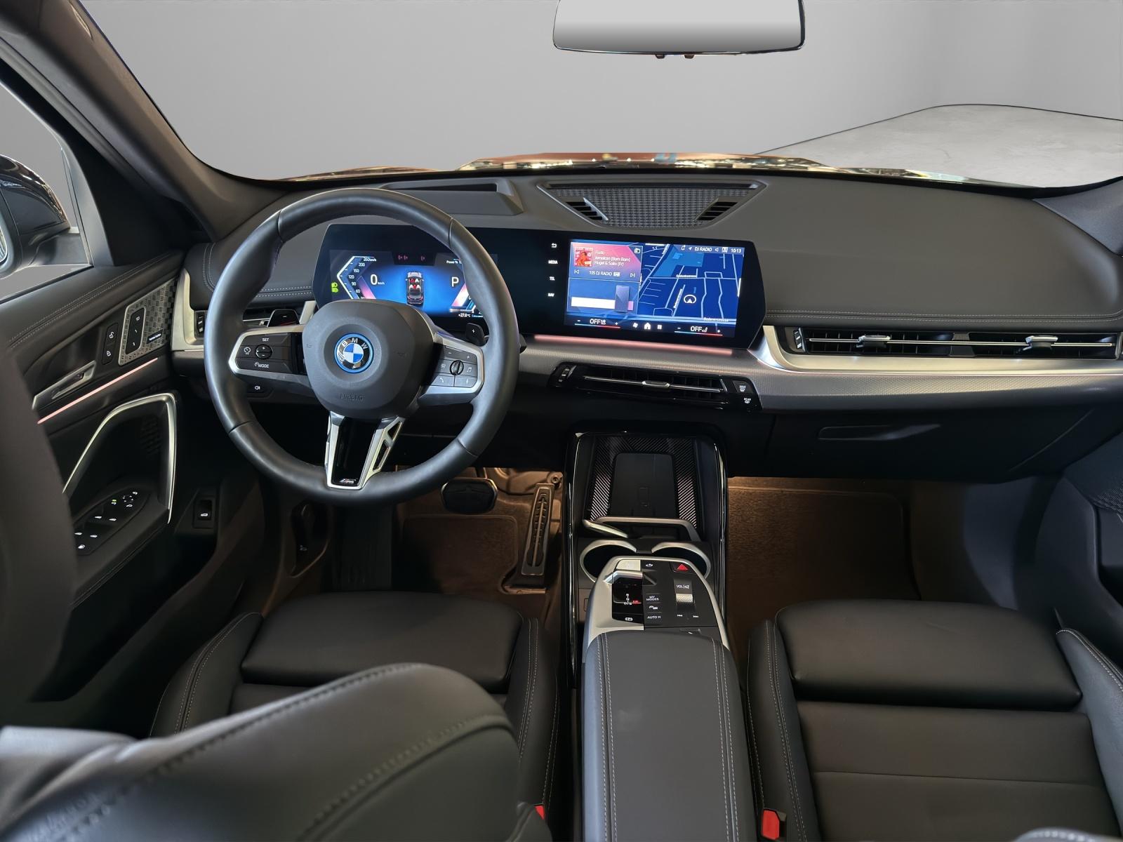 BMW X1 30e xDrive M-SportPaket-image-12