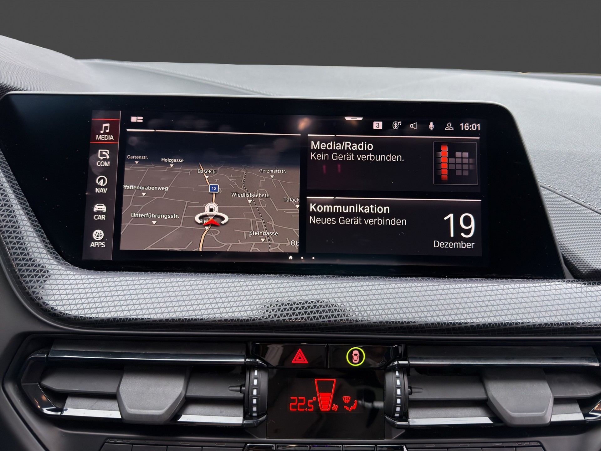 BMW 120d-image-13