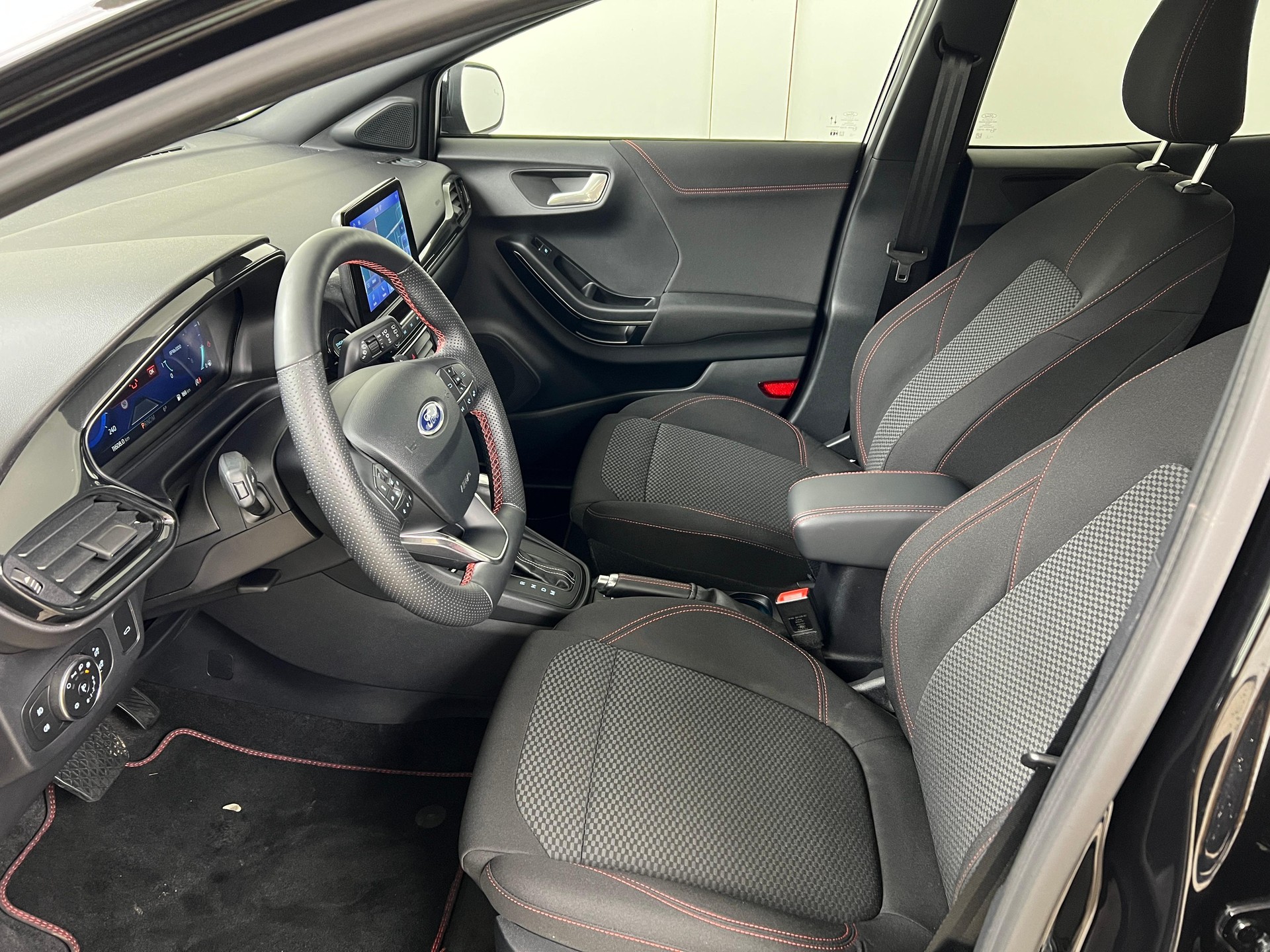 FORD Puma 1.0 EcoB Hybrid 155 ST-Line-image-7