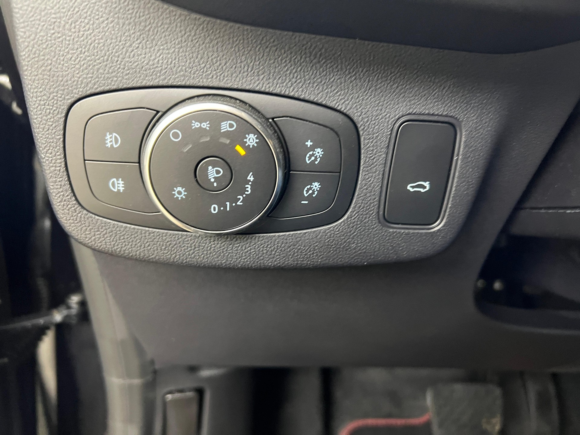 FORD Puma 1.0 EcoB Hybrid 155 ST-Line-image-18