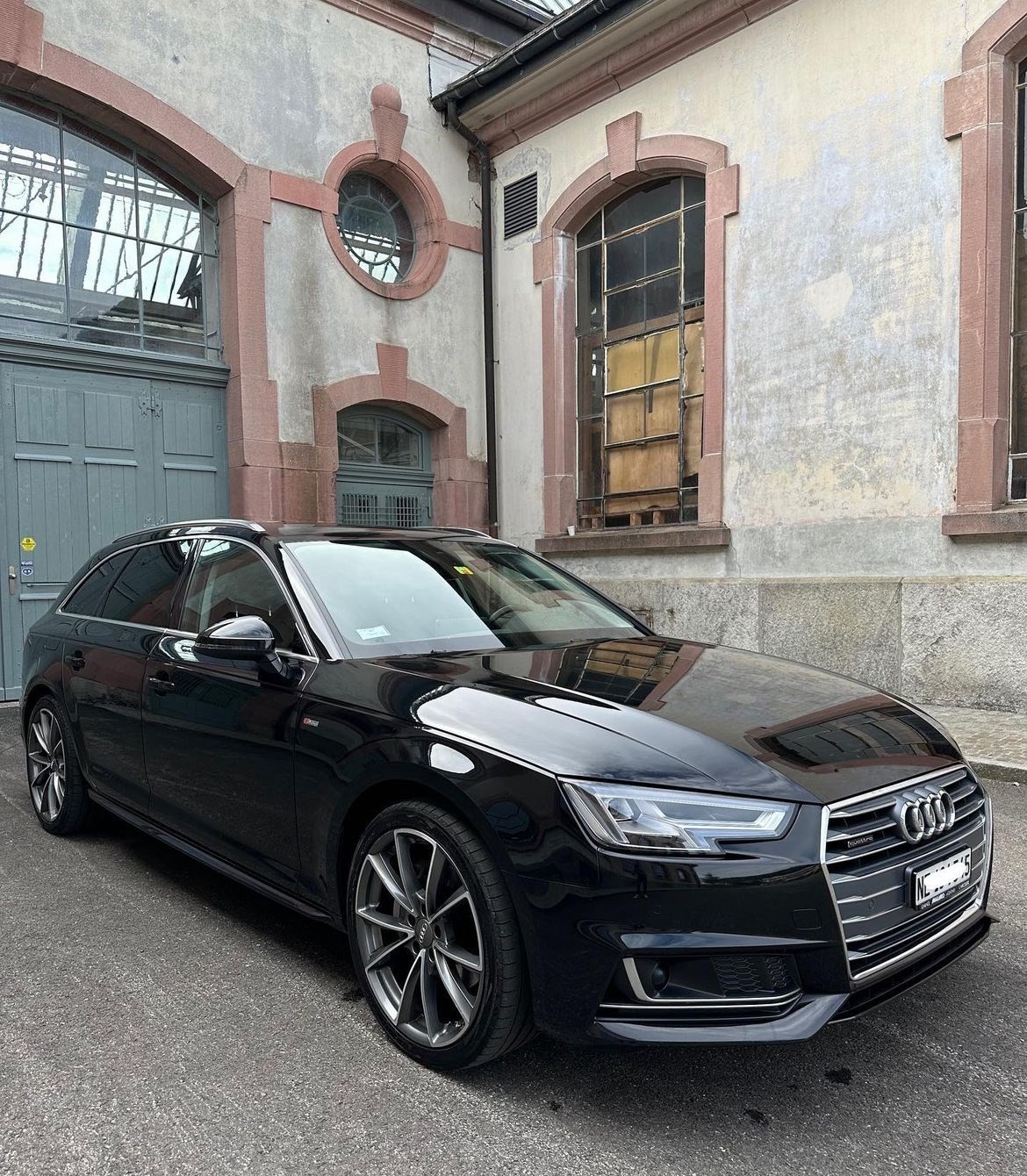 AUDI A4 Avant 2.0 TDI Sport quattro S-tronic-image-0
