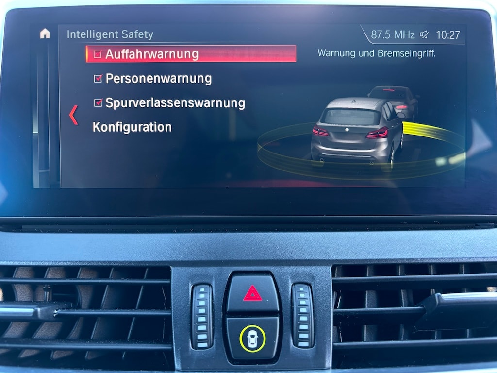 BMW 220i Active Tourer DKG M Sport-image-11