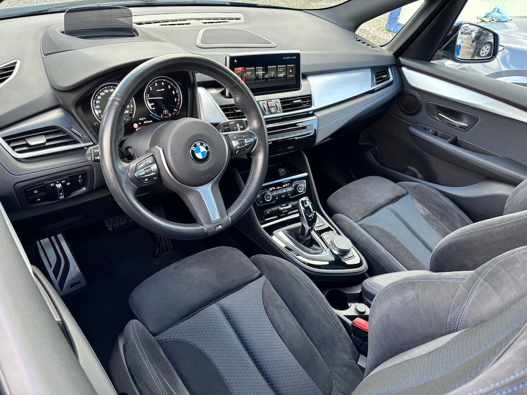 BMW 220i Active Tourer DKG M Sport-image-9