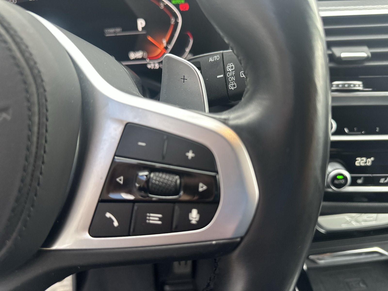 BMW 840i xDrive M Sport Pro Steptronic-image-15