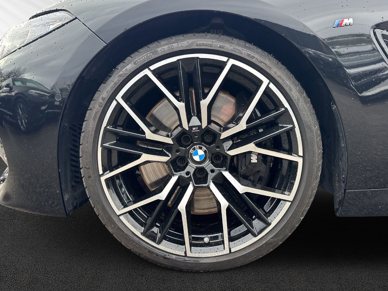 BMW 840i xDrive M Sport Pro Steptronic-image-8