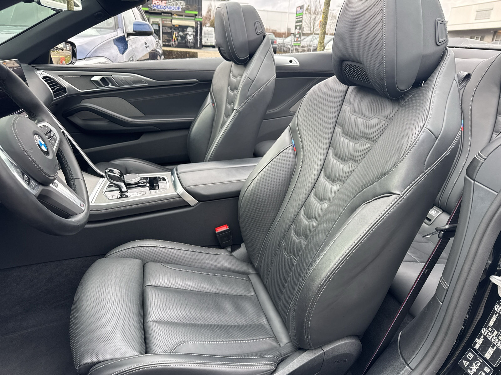 BMW 840i xDrive M Sport Pro Steptronic-image-9