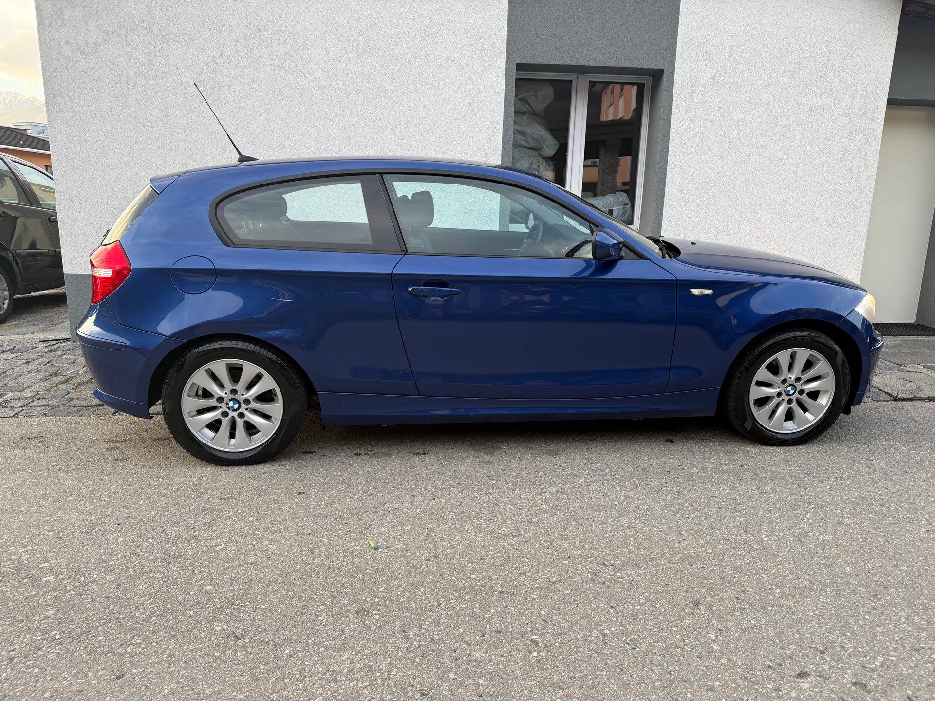 BMW 116i-image-5