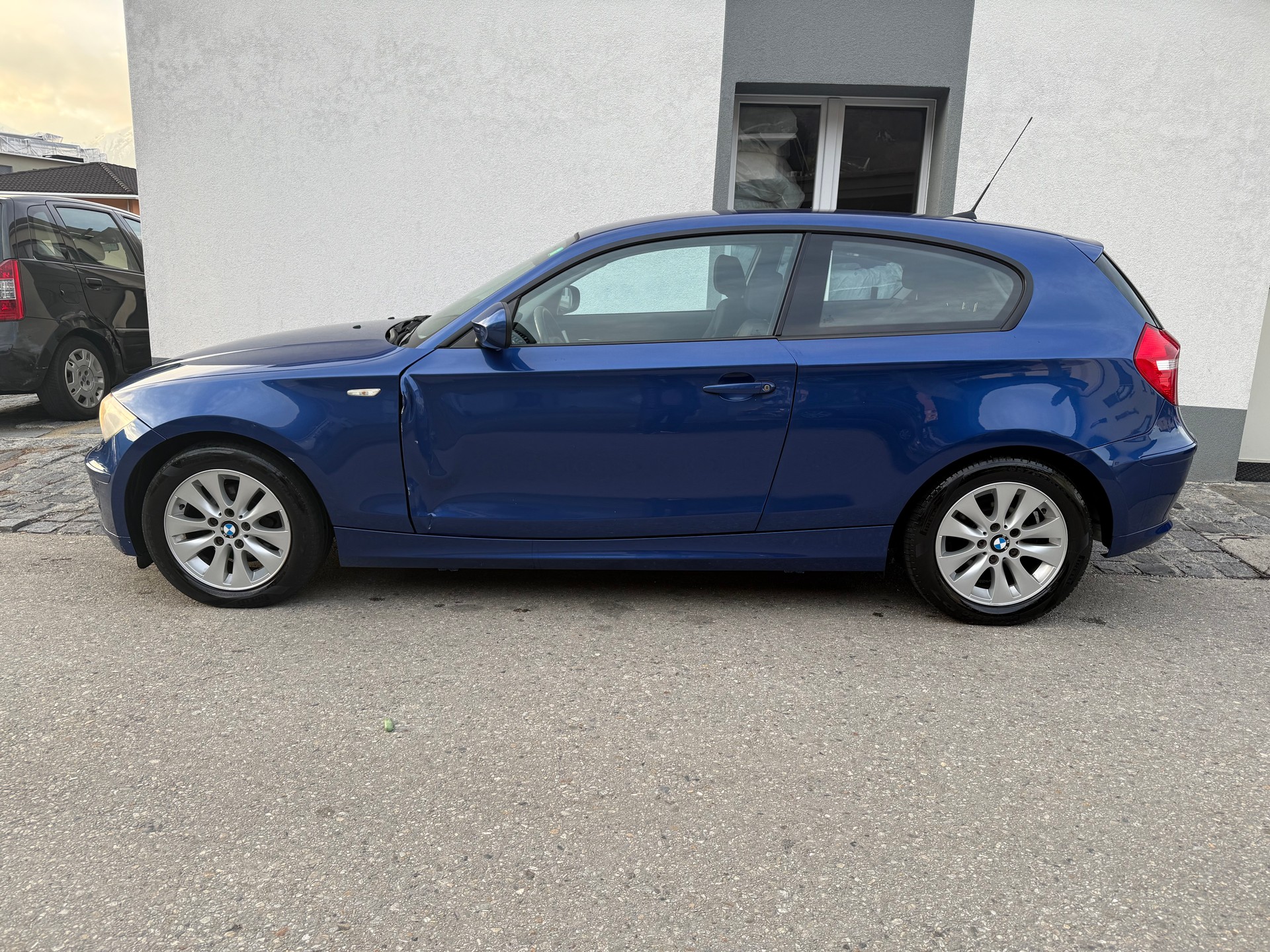 BMW 116i-image-6