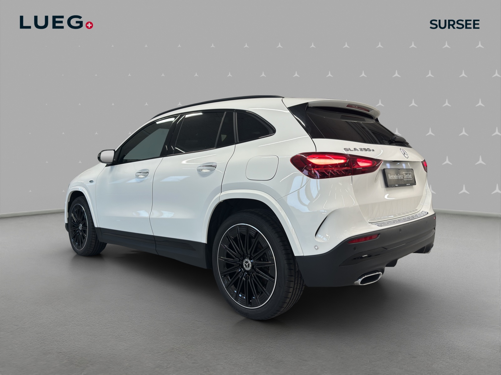 MERCEDES-BENZ GLA 250 e EQ Star 8G-DCT-image-2