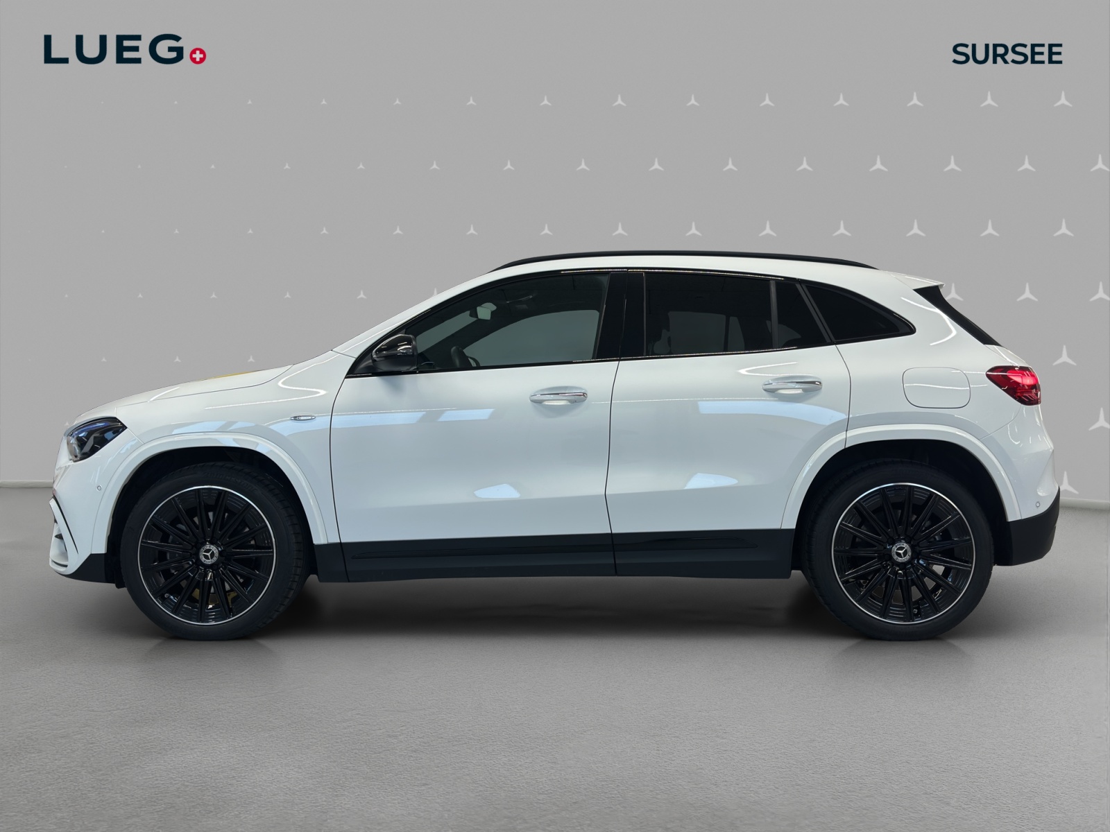 MERCEDES-BENZ GLA 250 e EQ Star 8G-DCT-image-1