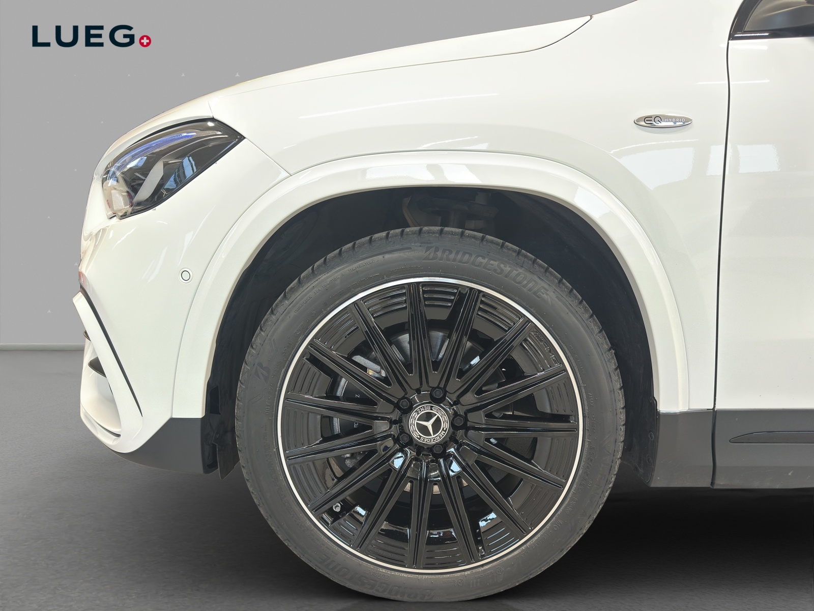 MERCEDES-BENZ GLA 250 e EQ Star 8G-DCT-image-8