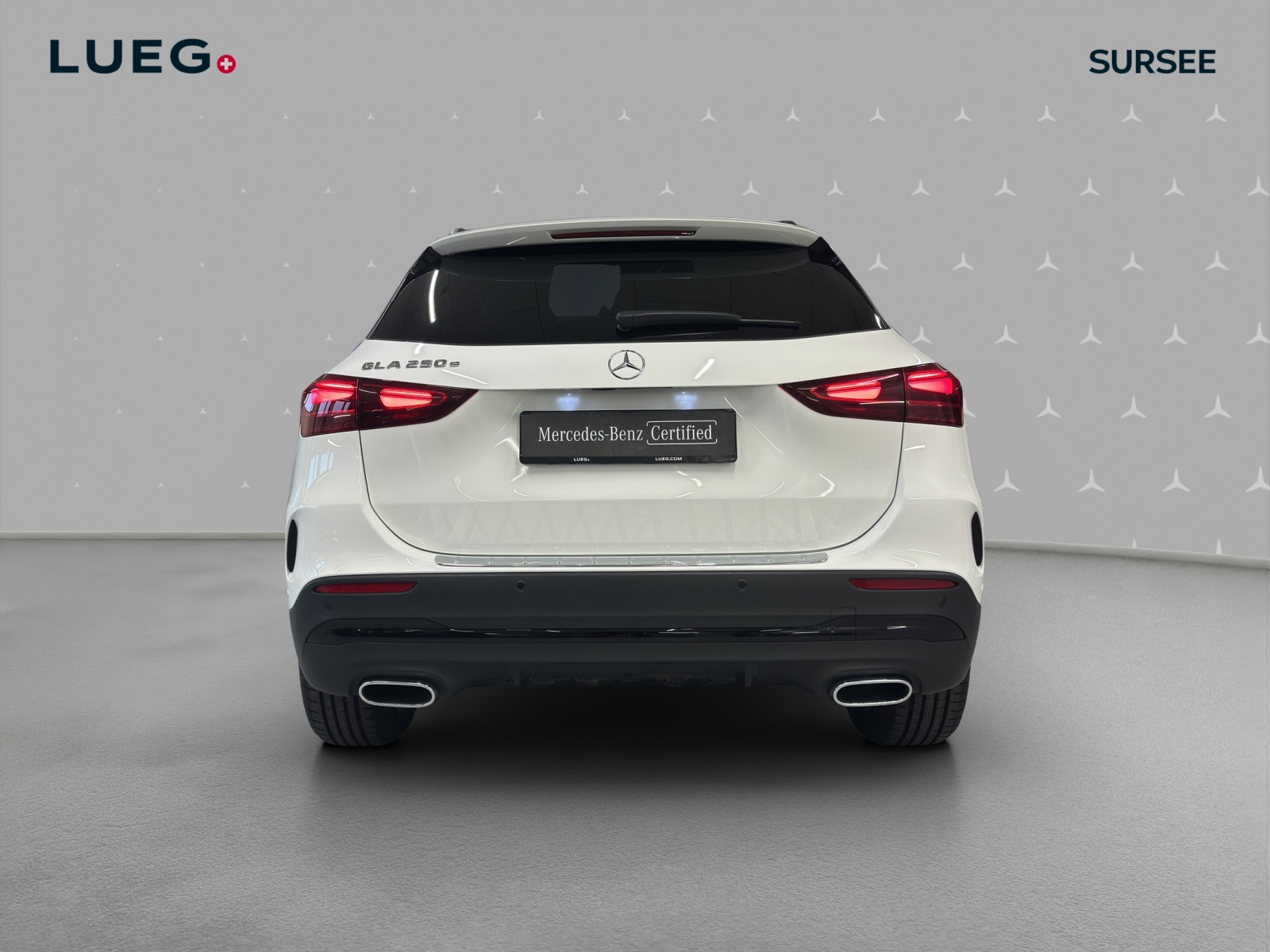 MERCEDES-BENZ GLA 250 e EQ Star 8G-DCT-image-3