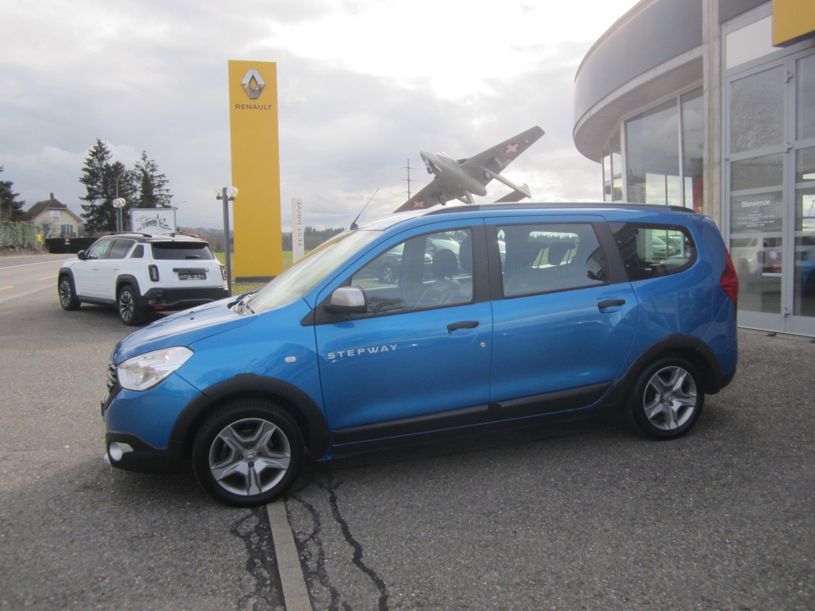 DACIA Lodgy 1.2 TCe Stepway 7P-image-0