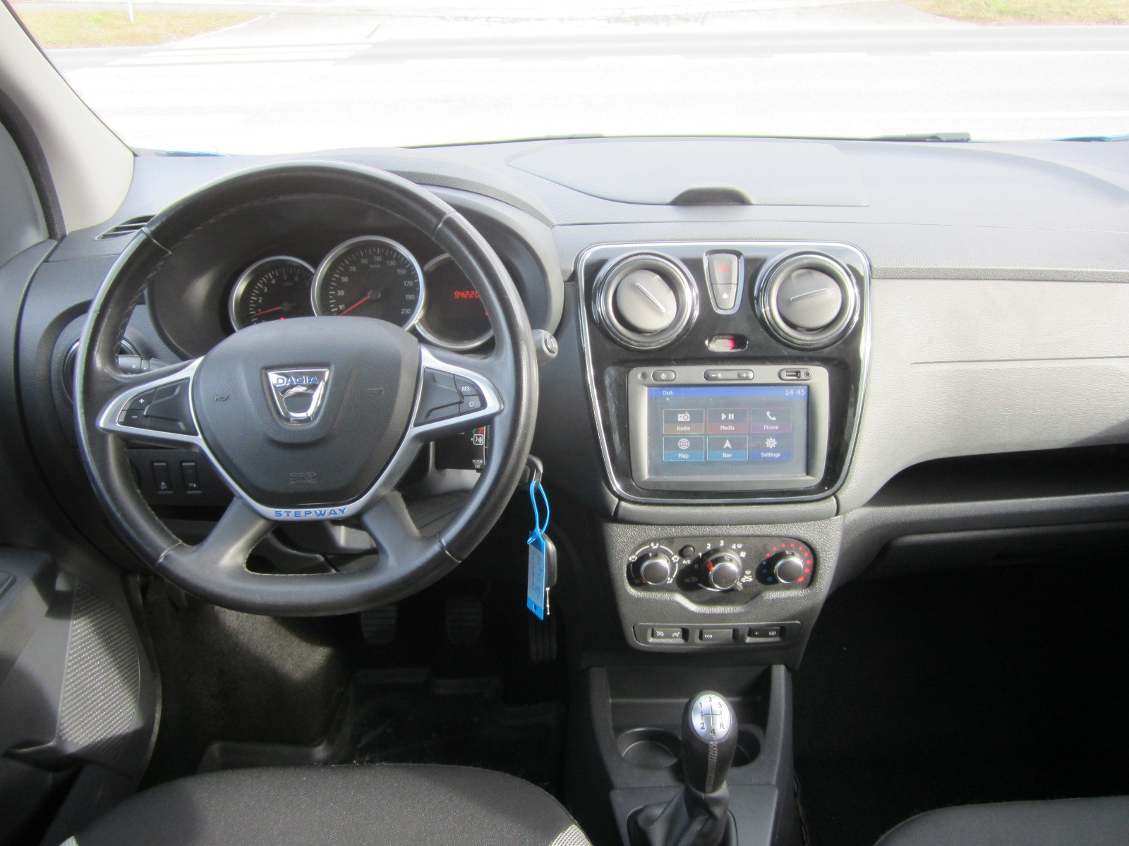 DACIA Lodgy 1.2 TCe Stepway 7P-image-4