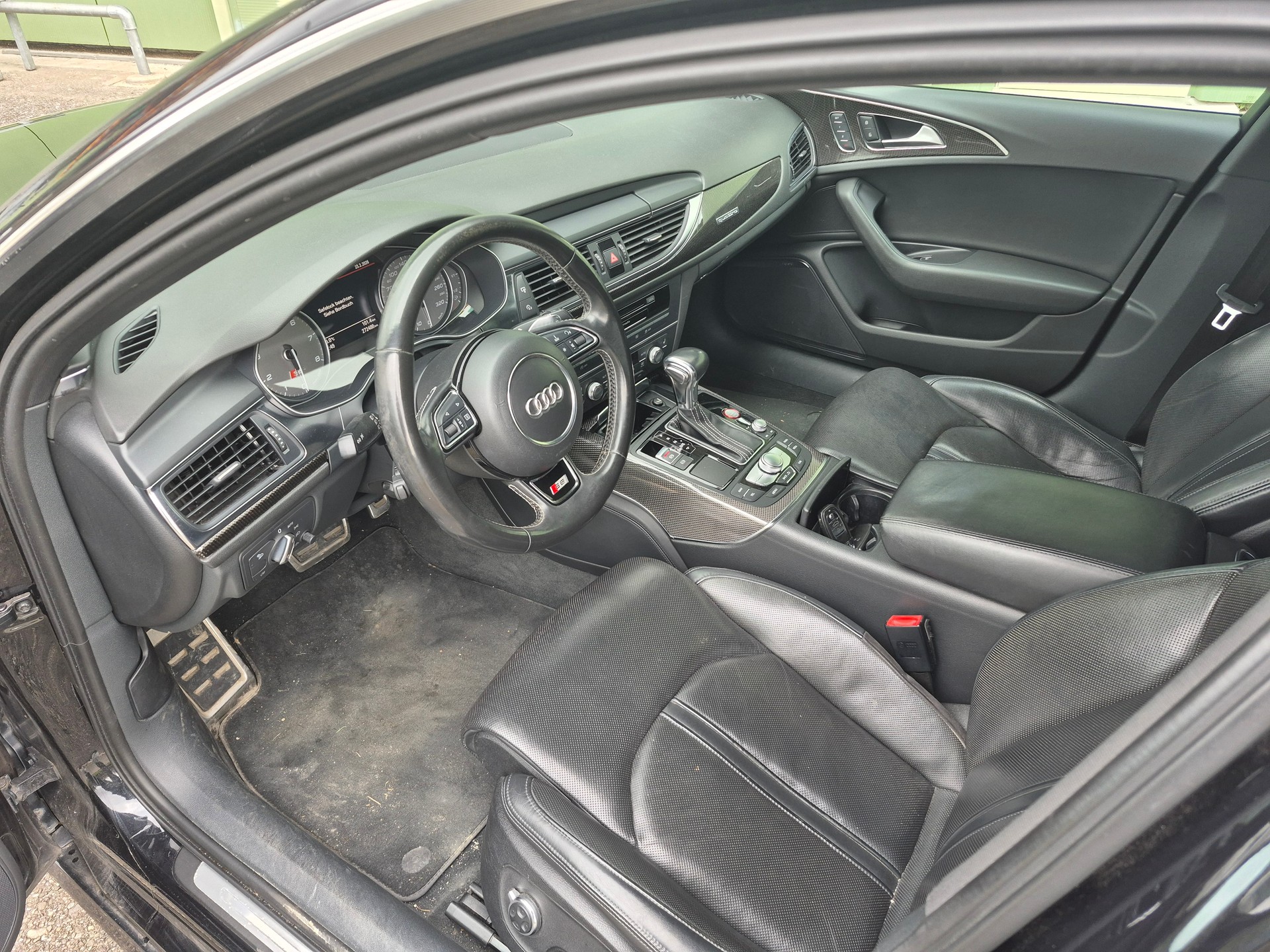 AUDI S6 Limousine 4.0 TFSI V8 quattro S-tronic-image-7