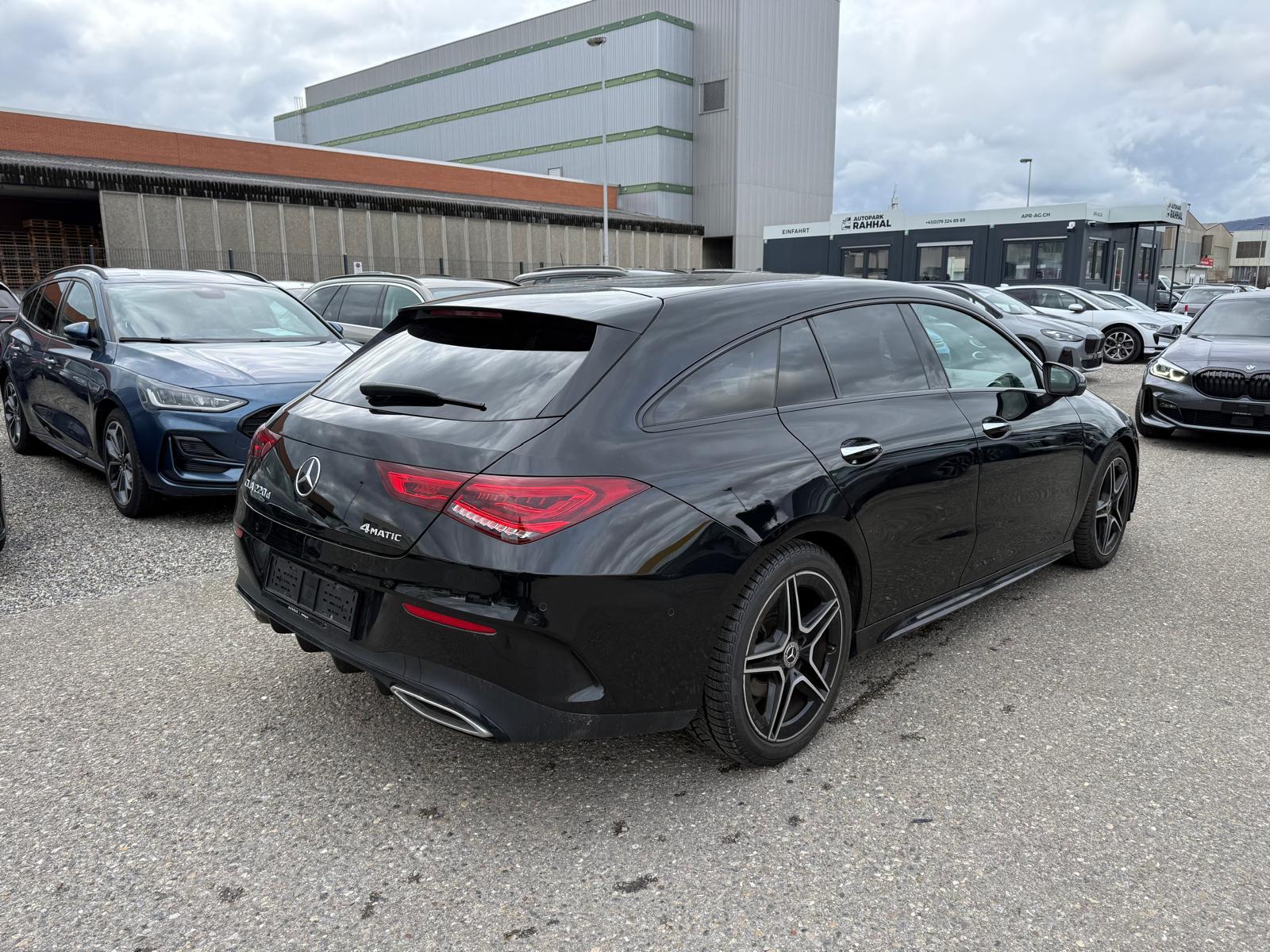 MERCEDES-BENZ CLA 220 d AMG Line 4matic Shooting Brake-image-4