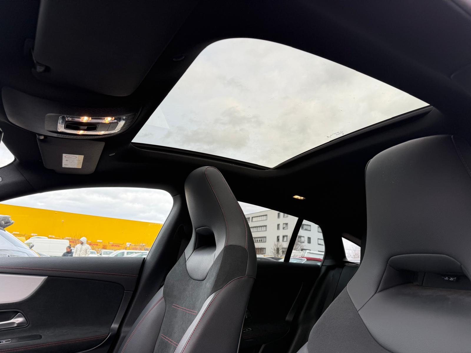 MERCEDES-BENZ CLA 220 d AMG Line 4matic Shooting Brake-image-14