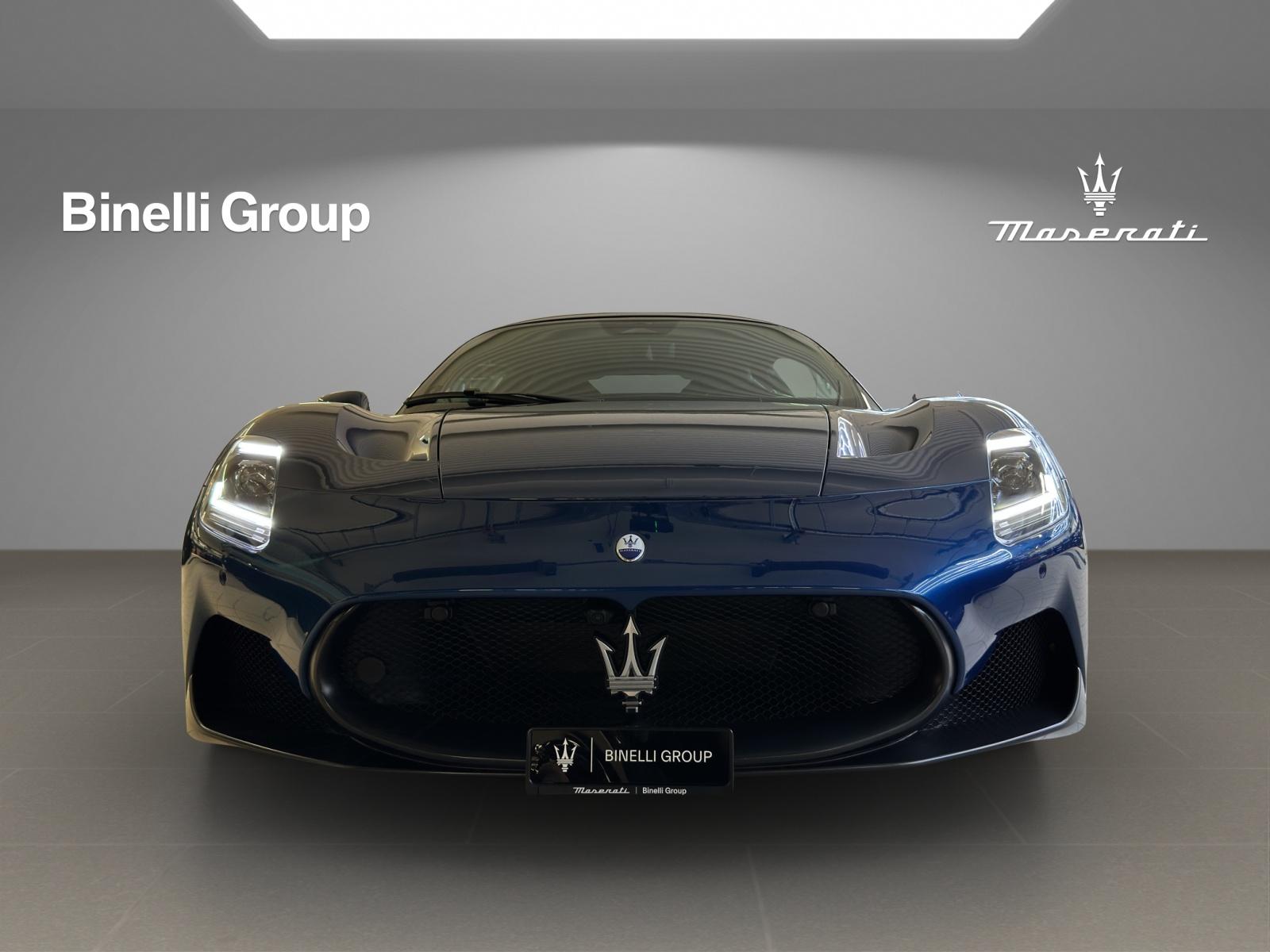 MASERATI MC20-image-17
