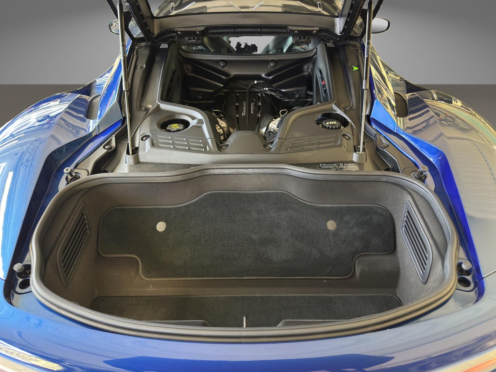 MASERATI MC20-image-27