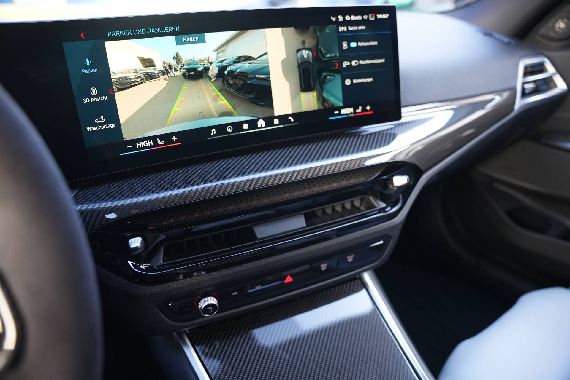 BMW M3 Touring xDrive Competition M LCI-image-13