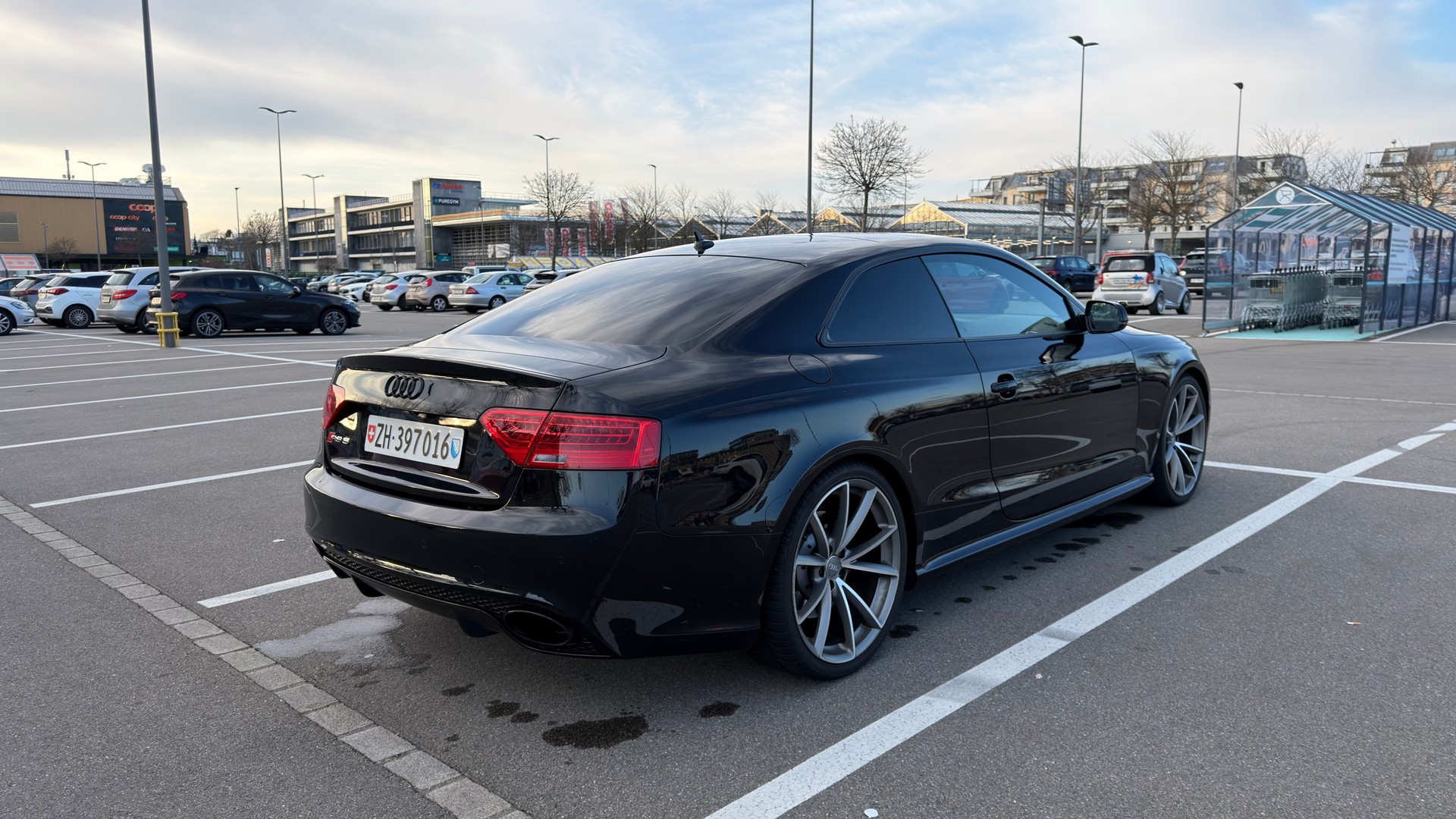 AUDI RS5 Coupé 4.2 FSI quattro S-tronic-image-2