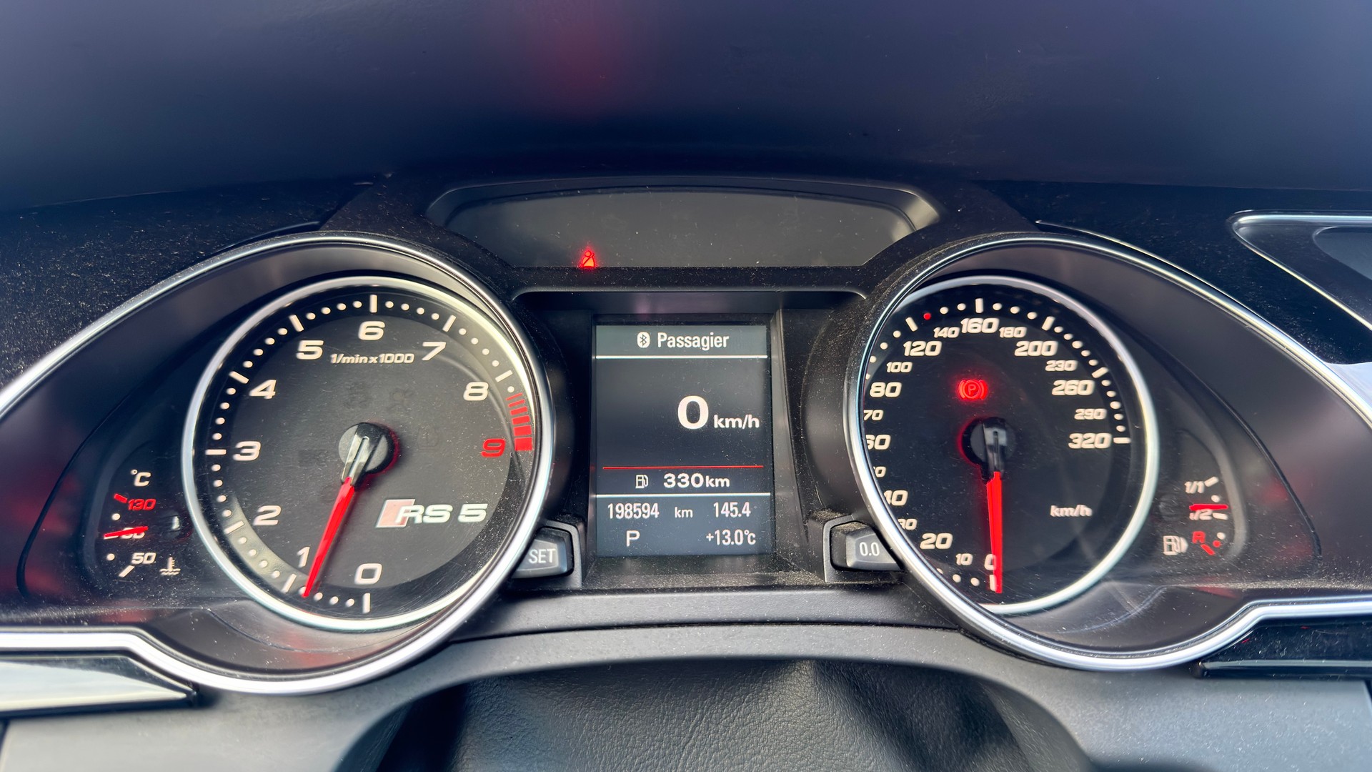 AUDI RS5 Coupé 4.2 FSI quattro S-tronic-image-11