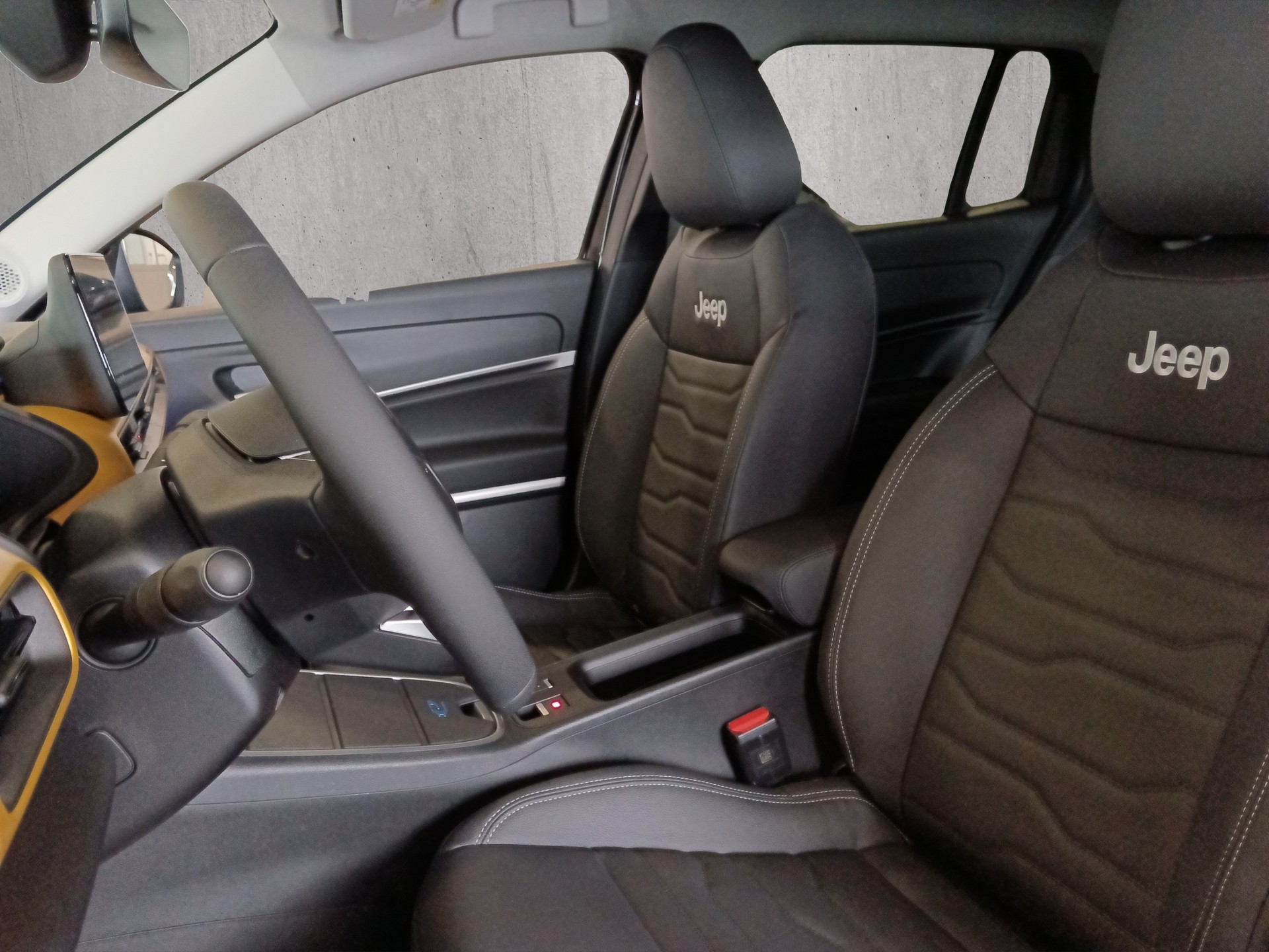 JEEP Avenger Summit 156cv-image-6