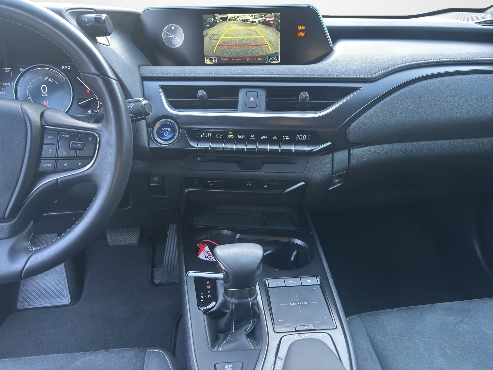 LEXUS UX 250h Attraction AWD Automatic-image-12