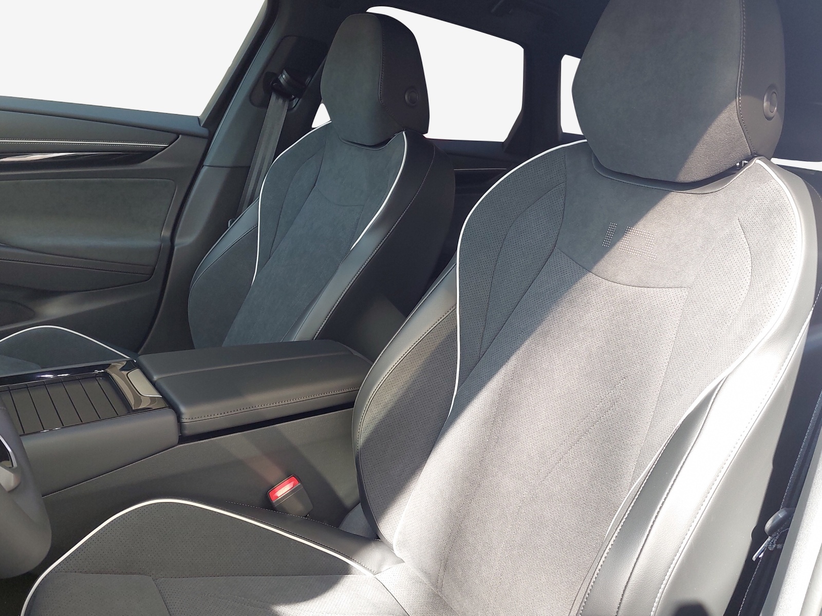 VW ID.7 Tourer Pro S 86 kWh Pro S-image-15